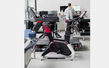 Wattbike im Bewegungslabor.