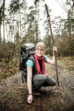 Mady Host mit Rucksack