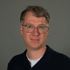 Portrait der Mitarbeiter:in