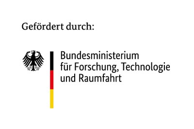 Logo mit dem Schriftzug "Gefördert durch: Bundesministerium für Forschung, Technologie und Raumfahrt". Auf der linken Seite des Logos ist der deutsche Adler zu sehen und ein senkrechter Balken in den Deutschlandfarben.