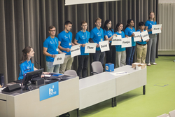 Niemand wird alleingelassen: erfahrene Studierende begleiten die Neuen. Foto: Matthias Piekacz